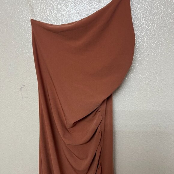 Nookie Alyssa Chain Midi Dress Women's Size S Tan One Shoulder Sleeve Jersey - Picture 3 of 9